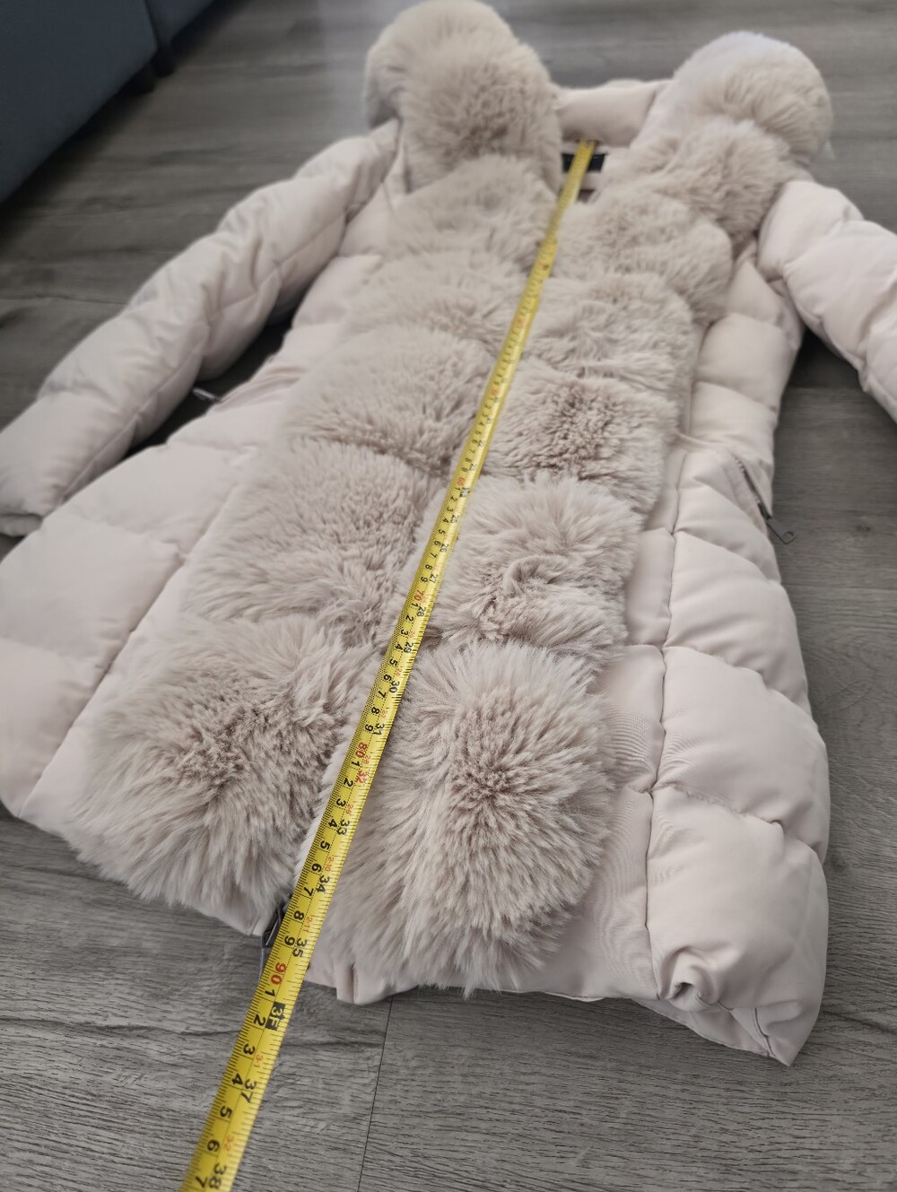 Women’s Cream Faux-Fur Trim Puffer Coat - Picture 4 of 17